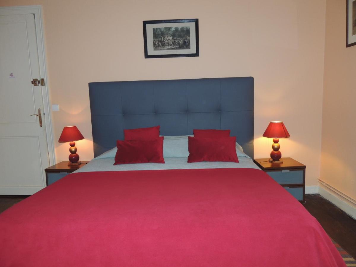 Le Jardin Des Cygnes Bed and Breakfast Pineuilh Esterno foto