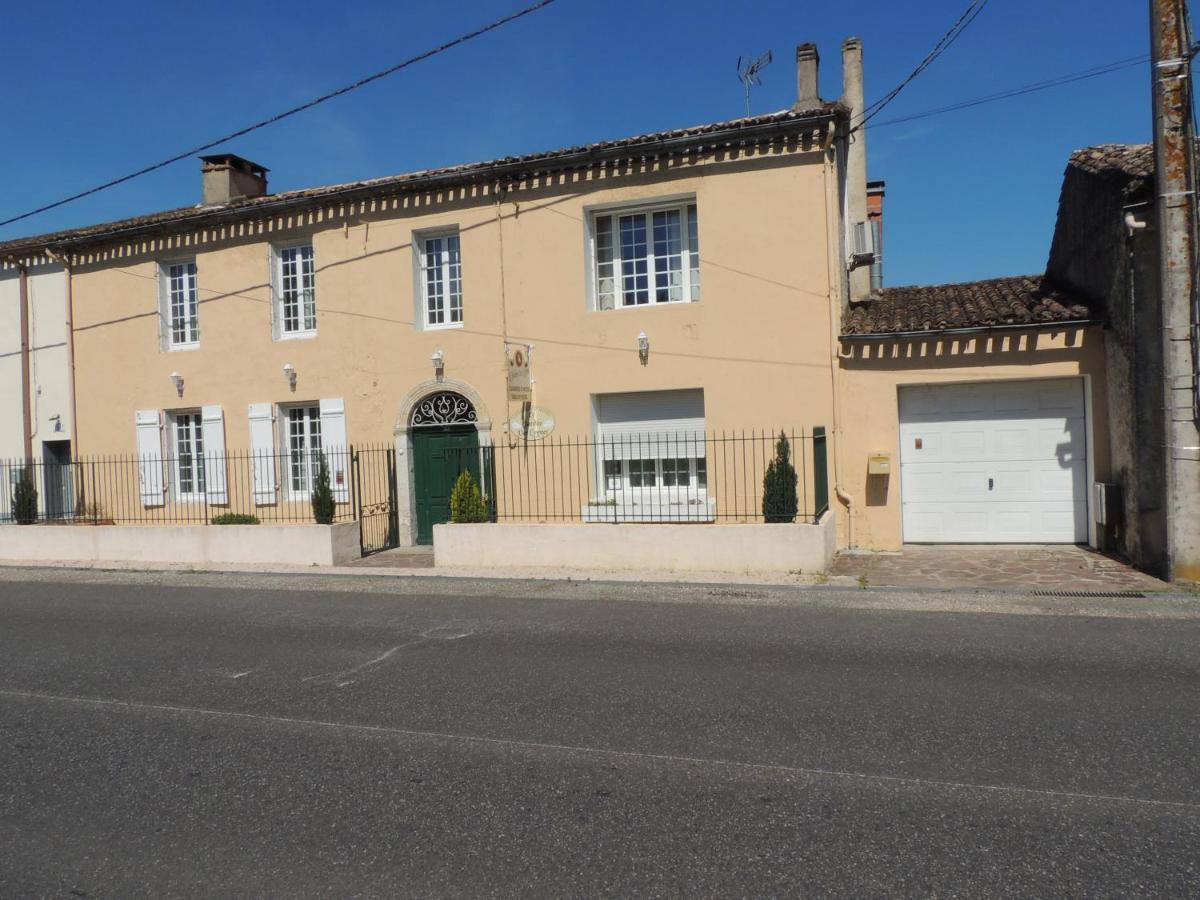 Le Jardin Des Cygnes Bed and Breakfast Pineuilh Esterno foto