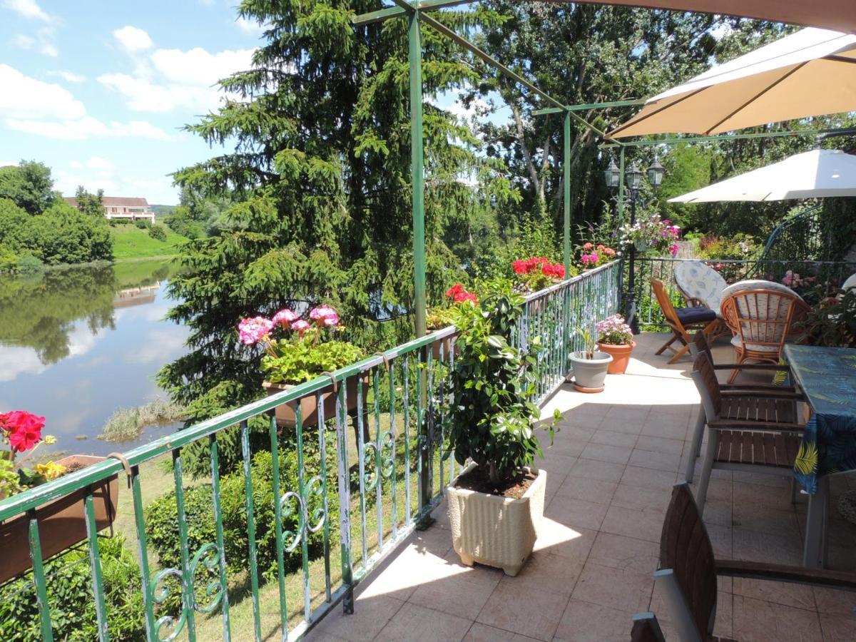 Le Jardin Des Cygnes Bed and Breakfast Pineuilh Esterno foto